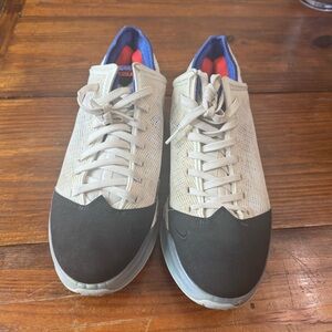 Men's Gray and Black Athletic Trainers with Blue and Red Accents